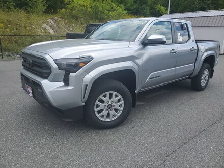 New 2025 Toyota Tacoma SR5 4X4 DOUBLE CAB