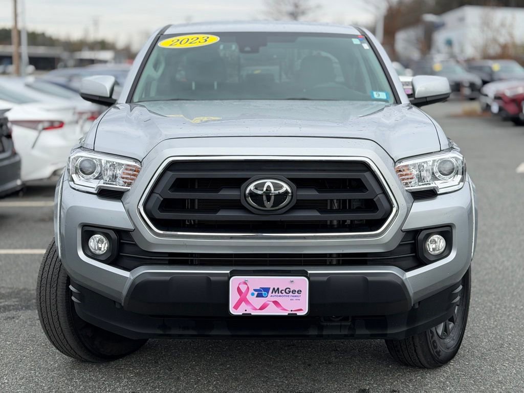 2023 Toyota Tacoma SR5 V6 photo 2