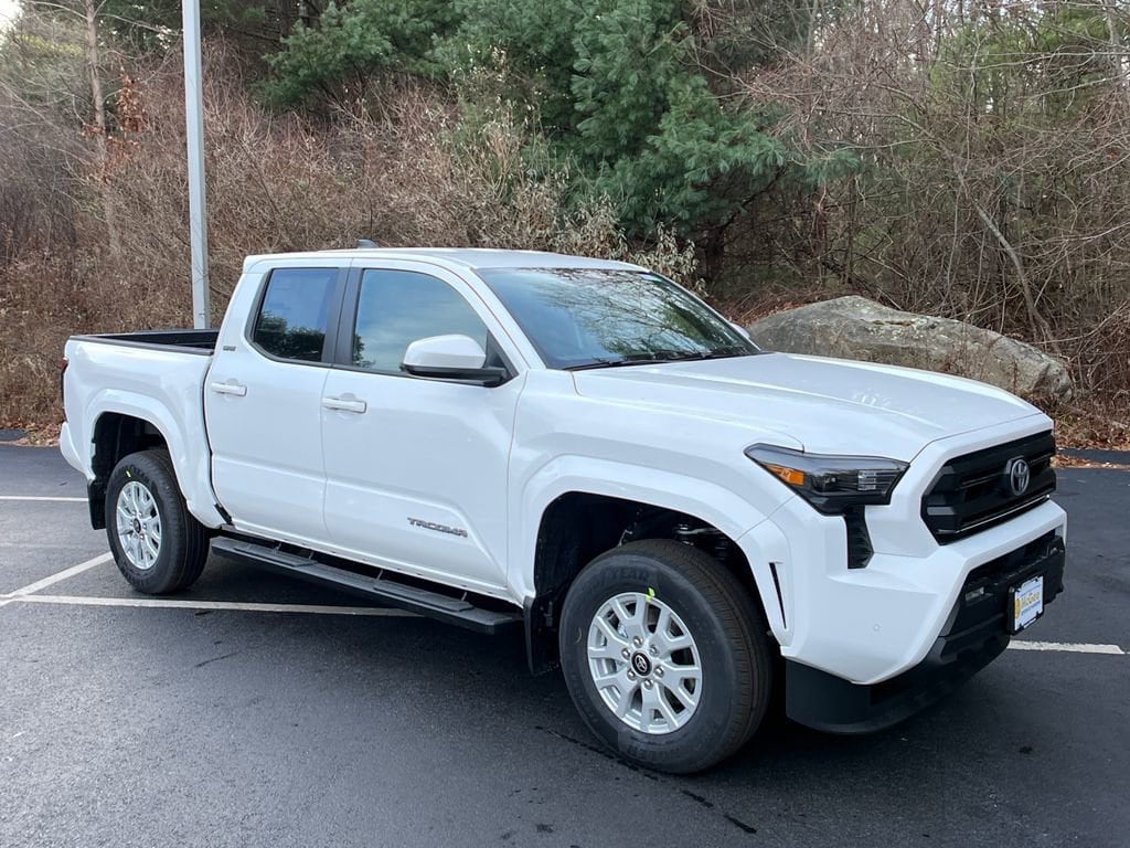 2026 Toyota Tacoma SR5 - Photo 7