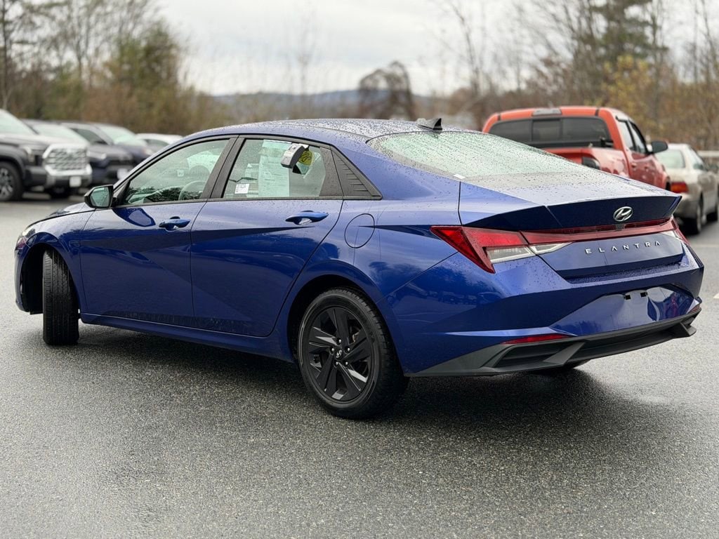 Used 2022 Hyundai Elantra SEL Sedan