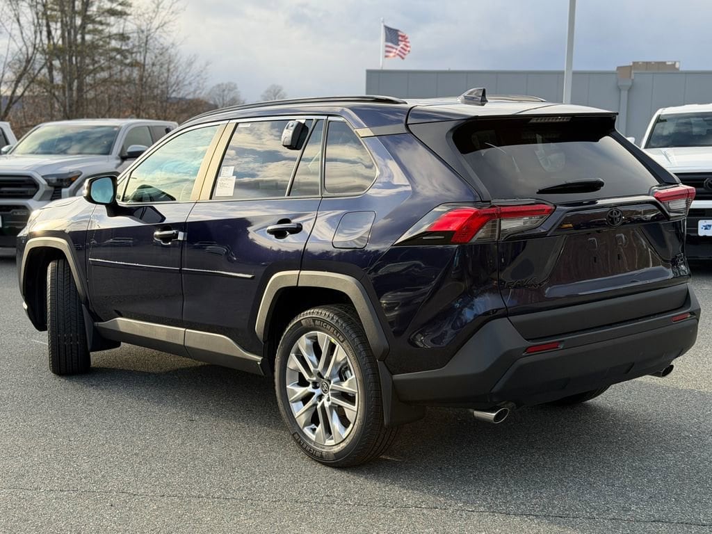 New 2025 Toyota RAV4 XLE Premium XLE PREM AWD SUV