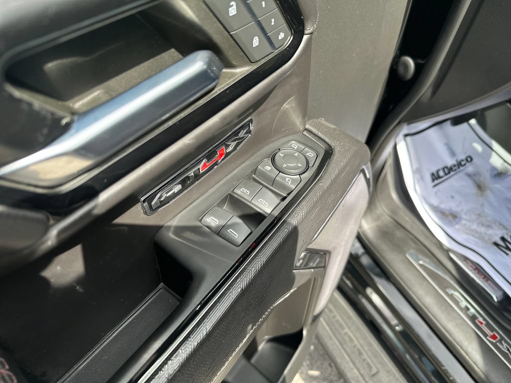 2022 GMC Sierra 1500 AT4X - Photo 11