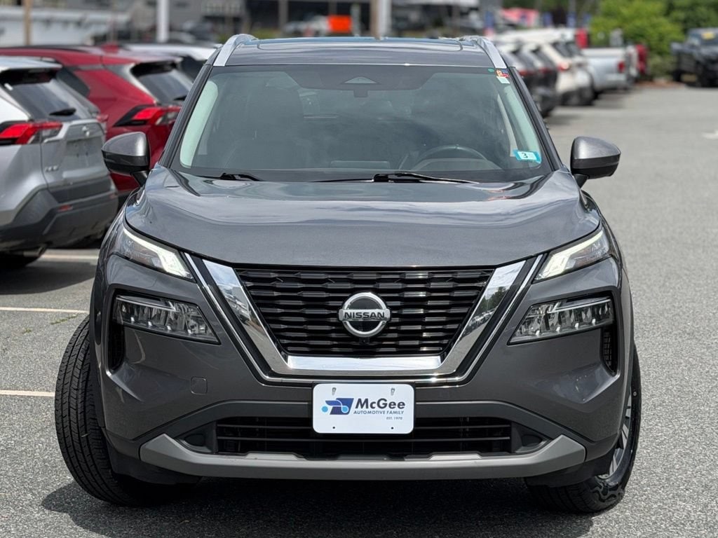 Used 2021 Nissan Rogue SV with VIN 5N1AT3BBXMC786661 for sale in Claremont, NH