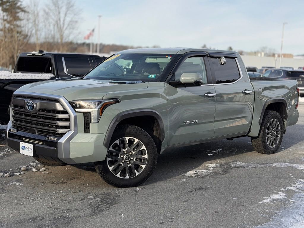 2024 Toyota Tundra Limited's photo