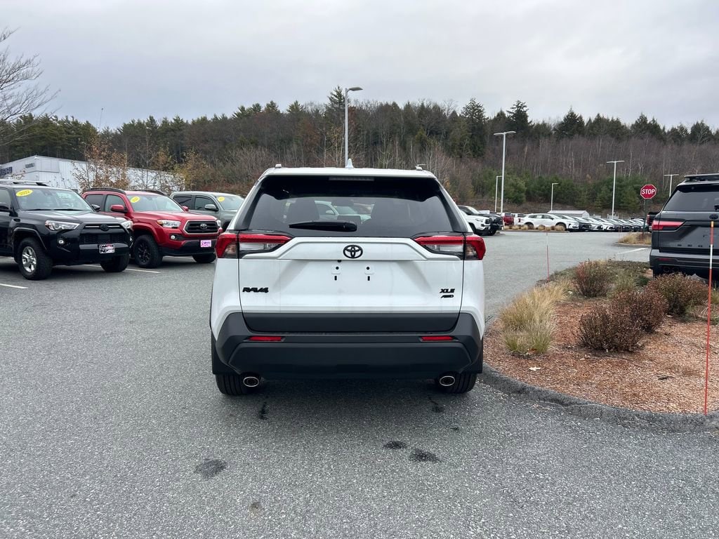 New 2025 Toyota RAV4 XLE Premium XLE PREM AWD SUV