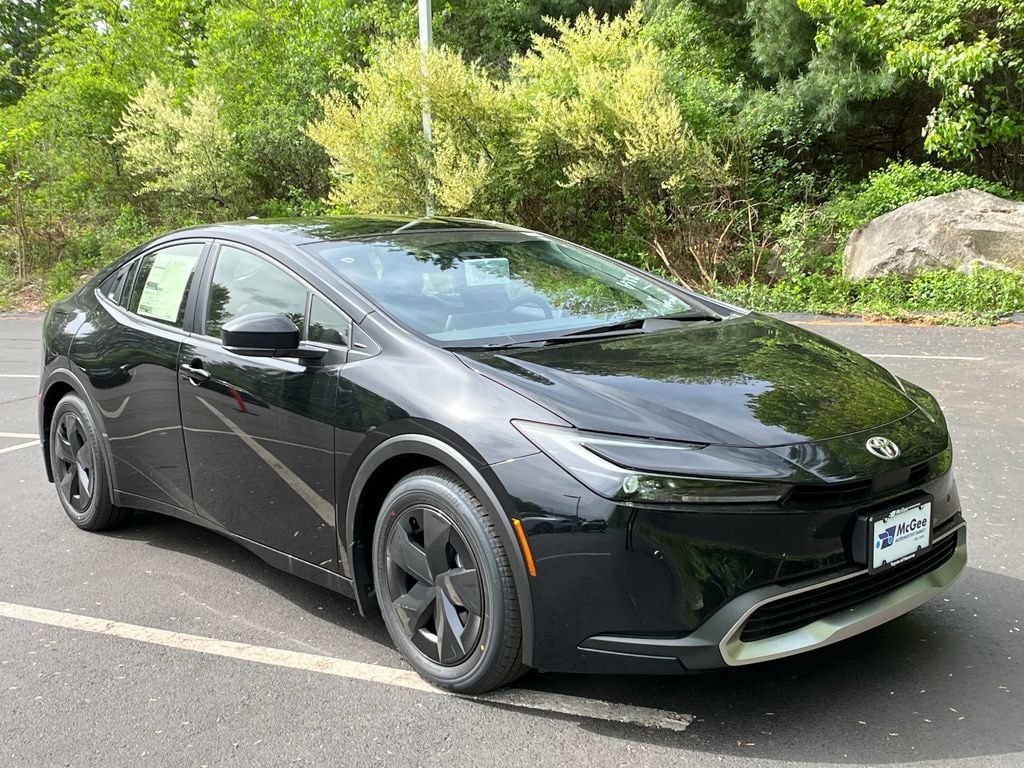 2026 Toyota Prius Plug-in Hybrid SE - Photo 7