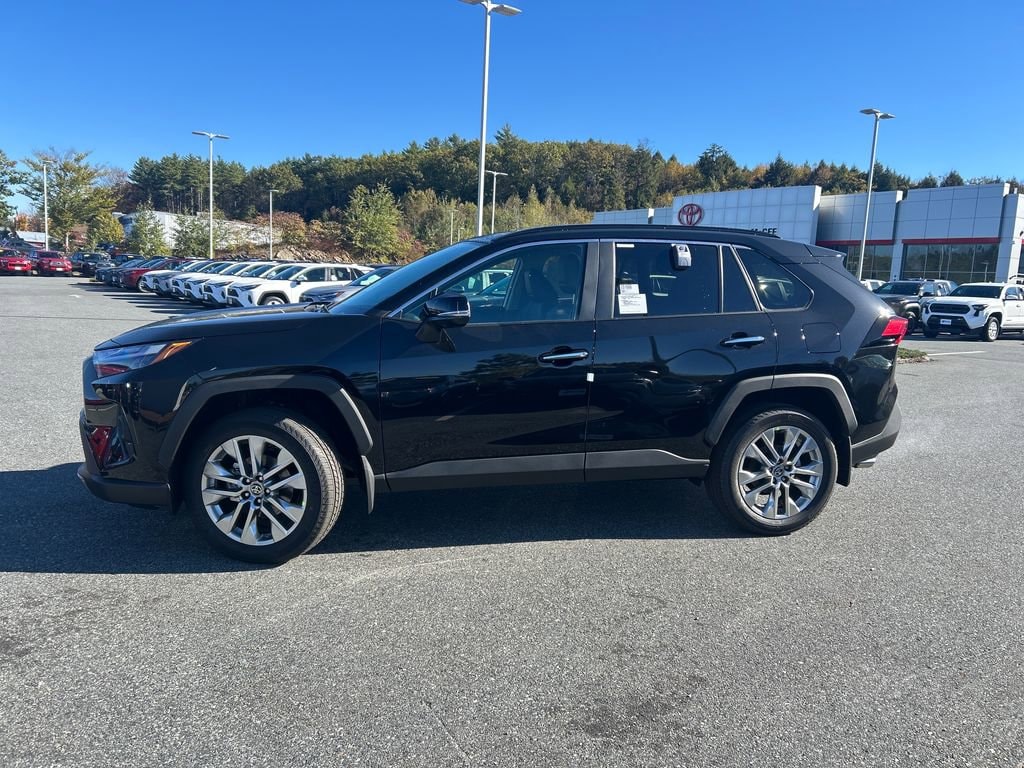 New 2025 Toyota RAV4 Limited LIMITED AWD SUV