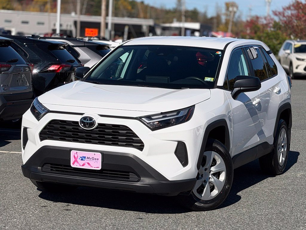 2023 Toyota RAV4 LE