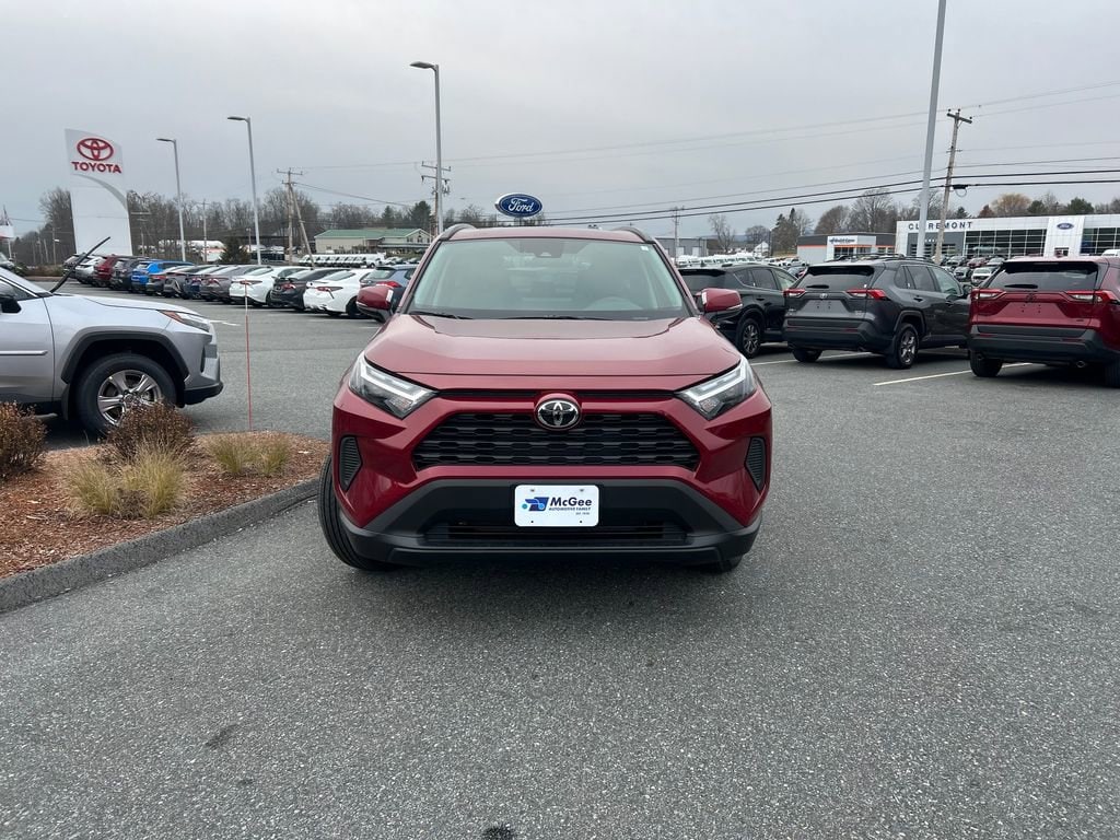 New 2025 Toyota RAV4 XLE XLE AWD SUV