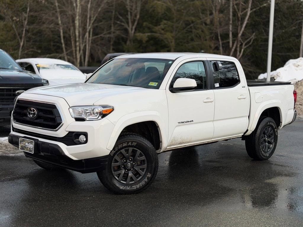 2023 Toyota Tacoma SR5's photo