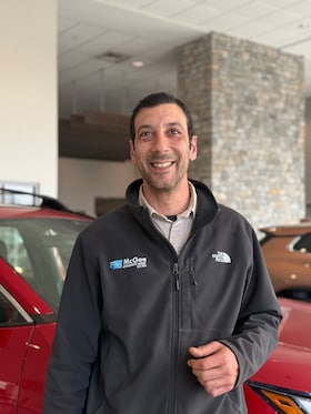 Staff member Dan R from e80e372b5b8f