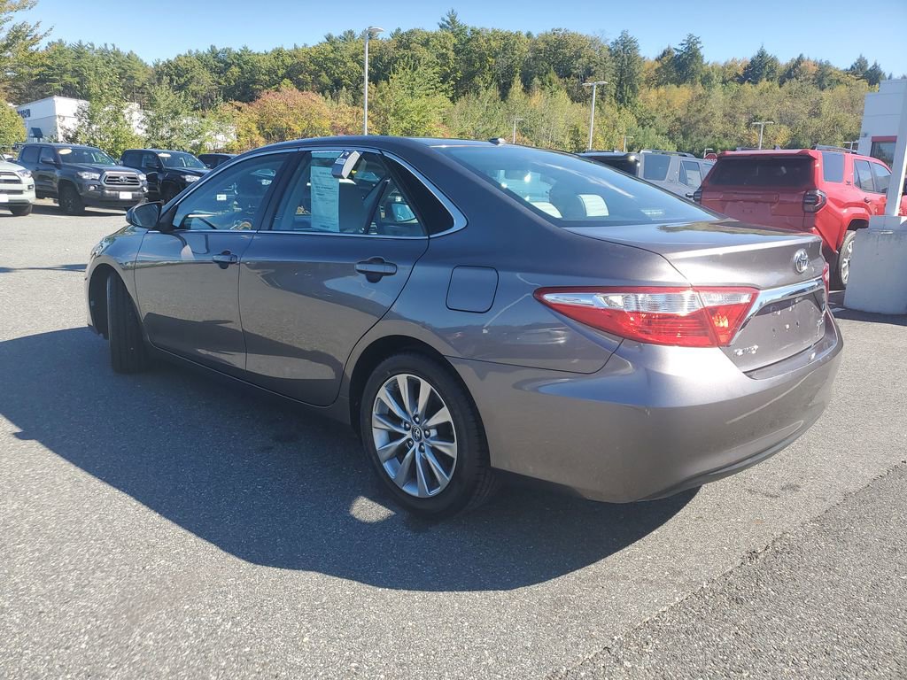 2017 Toyota Camry XLE XSE photo 3
