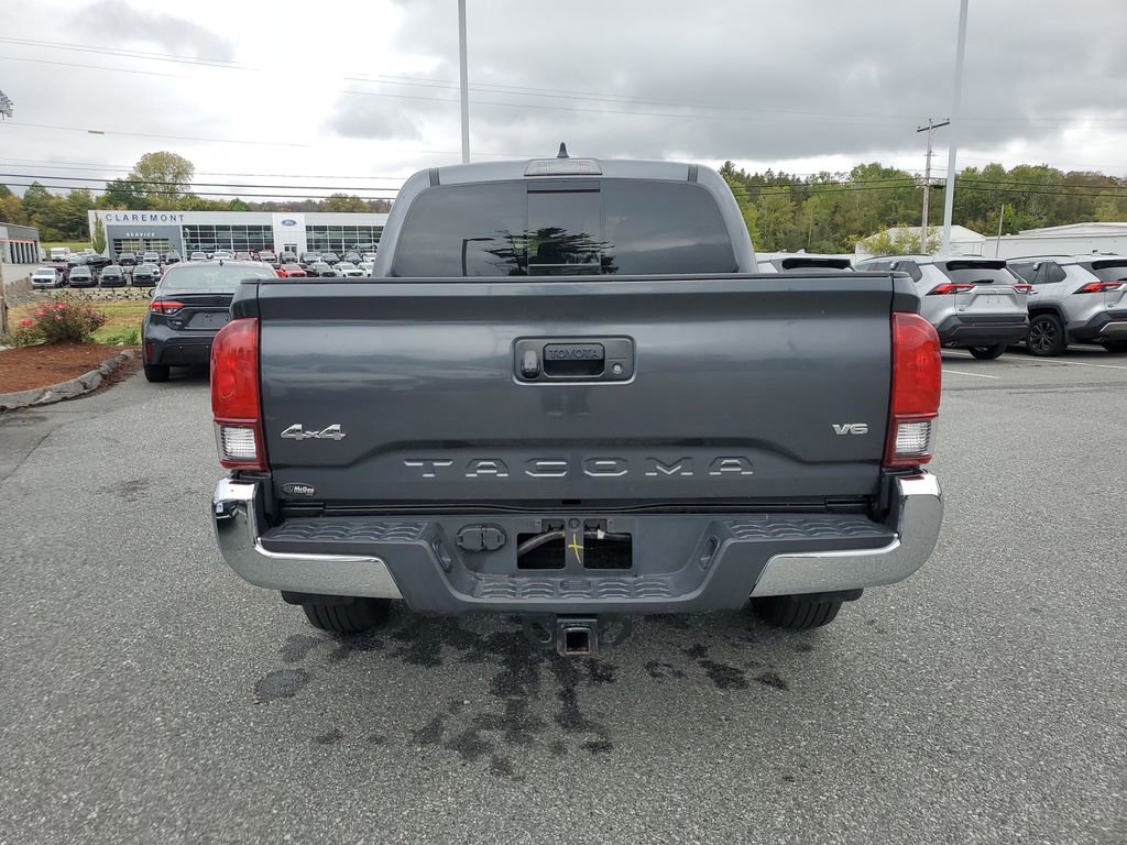 2022 Toyota Tacoma SR5 V6 photo 4