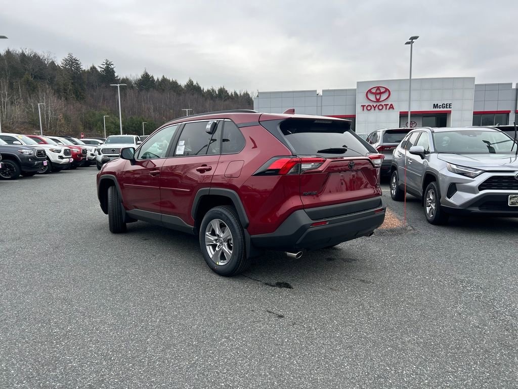 New 2025 Toyota RAV4 XLE XLE AWD SUV