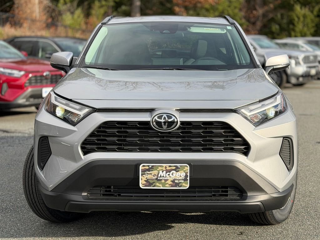 New 2025 Toyota RAV4 XLE XLE AWD SUV