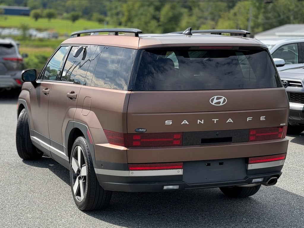 2025 Hyundai Santa Fe Limited - Photo 3