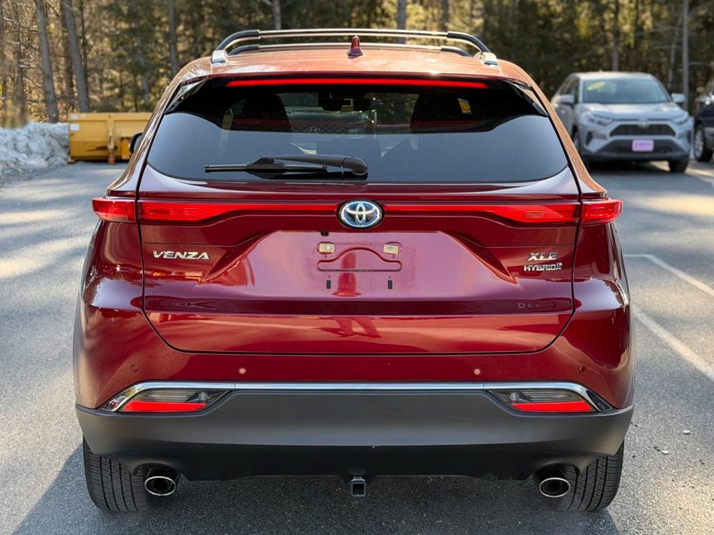 Used 2022 Toyota Venza XLE SUV