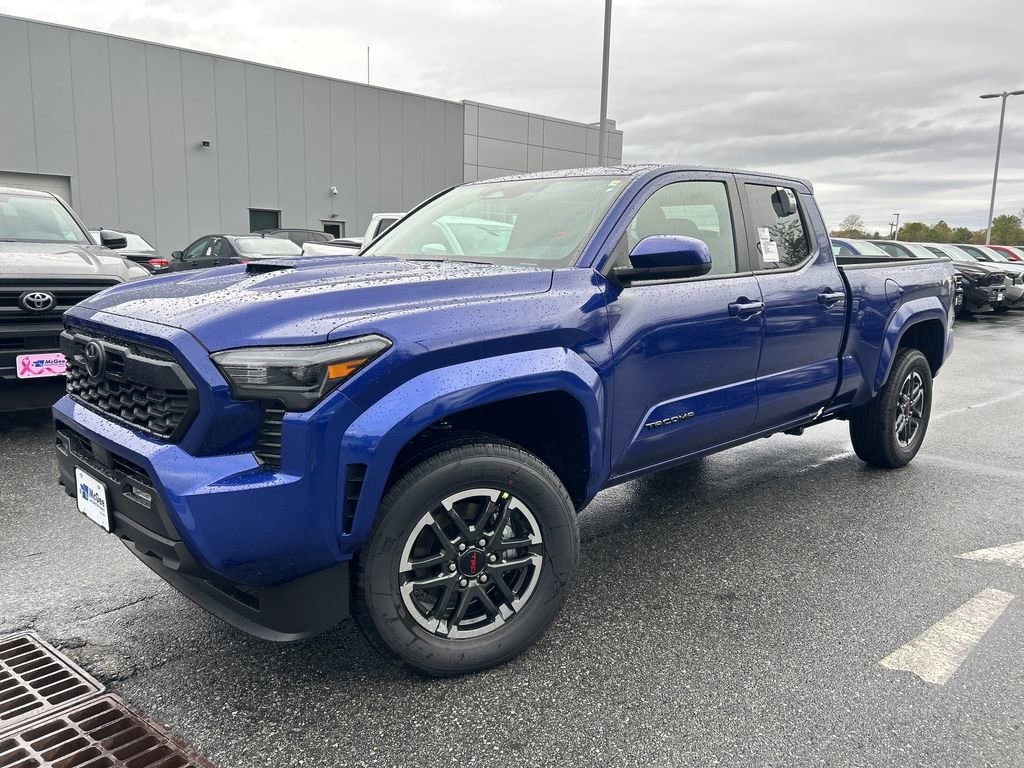 2025 Toyota Tacoma TRD Sport's photo
