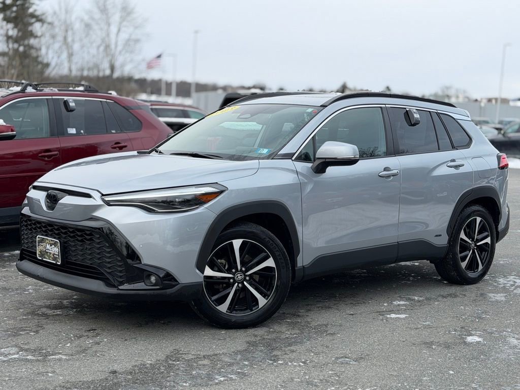 2023 Toyota Corolla Cross XSE's photo