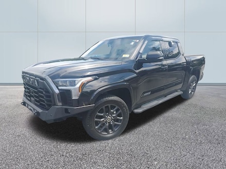 Pre-Owned 2022 Toyota Tundra Platinum 3.5L V6 Truck CrewMax