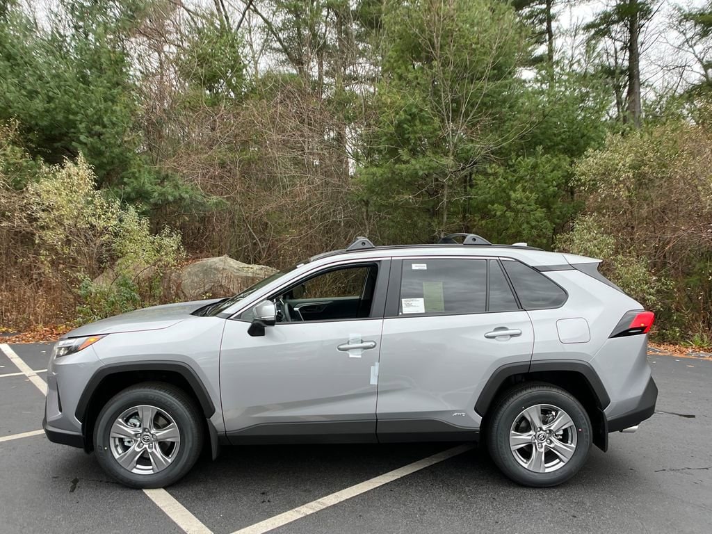 New 2025 Toyota RAV4 Hybrid LE LE AWD SUV