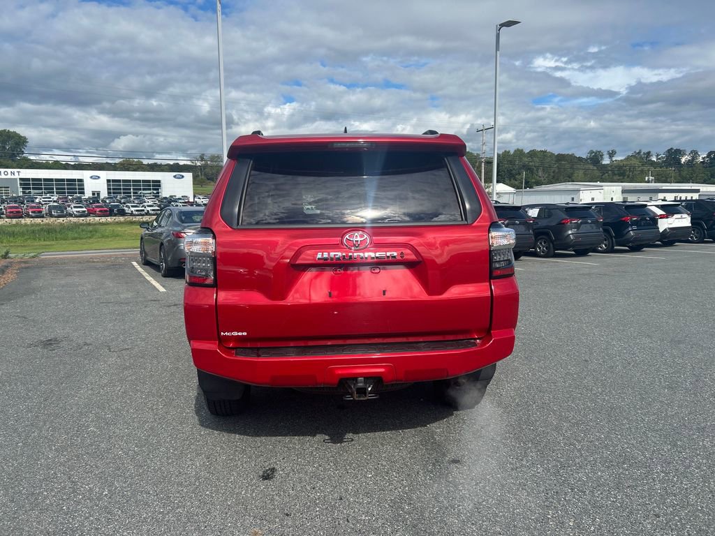 2021 Toyota 4Runner SR5 Premium photo 4