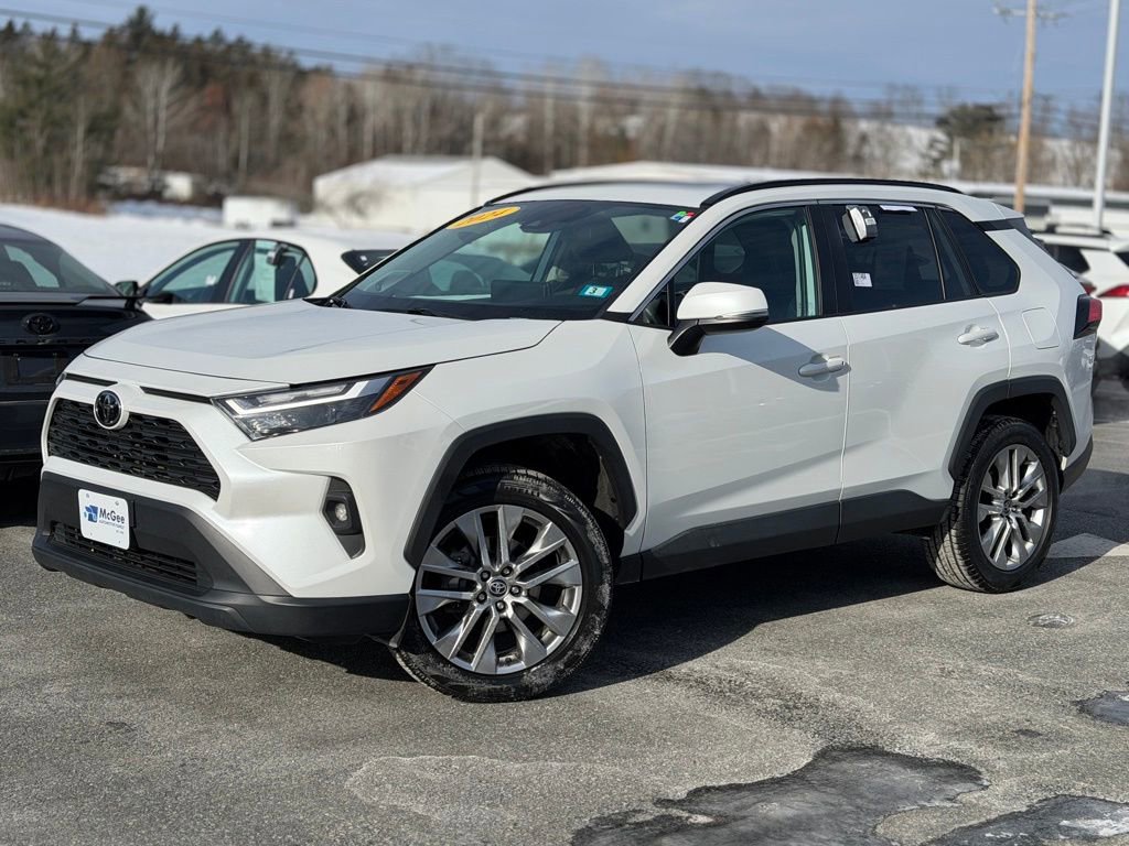 2024 Toyota RAV4 XLE Premium's photo
