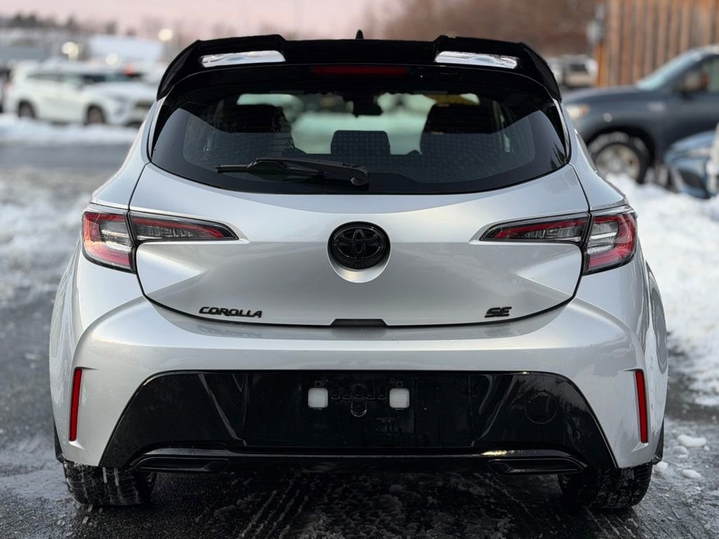 Used 2022 Toyota Corolla Hatchback SE Nightshade Hatchback