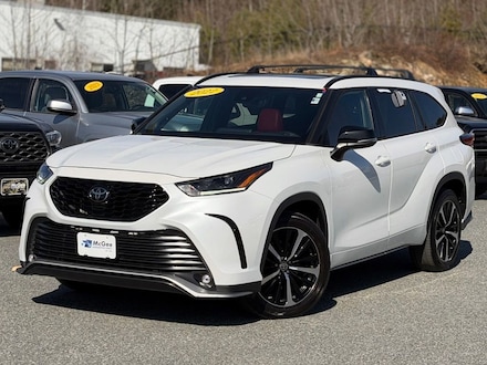 Pre-Owned 2022 Toyota Highlander XSE SUV