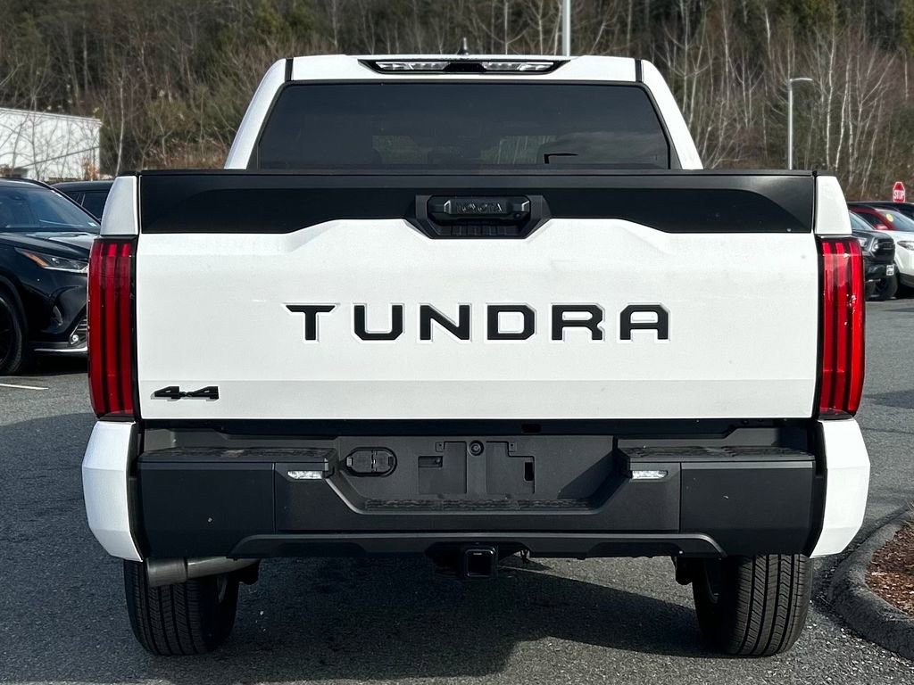 2026 Toyota Tundra SR5 CrewMax photo 4