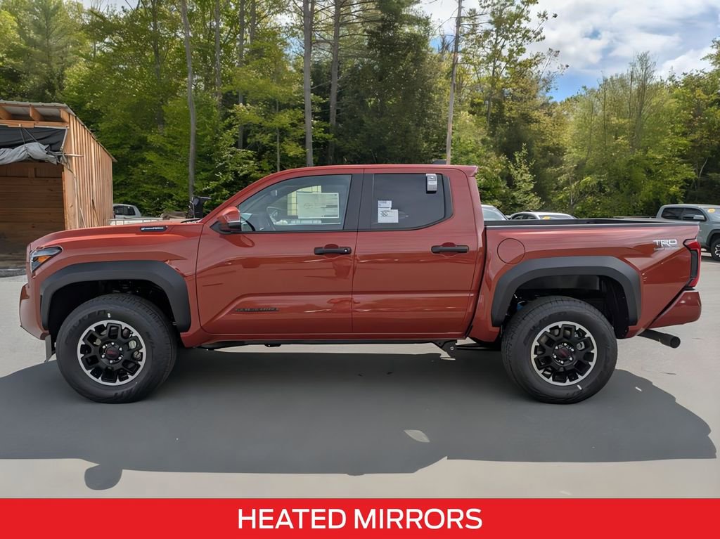 2025 Toyota Tacoma TRD Off-Road photo 2