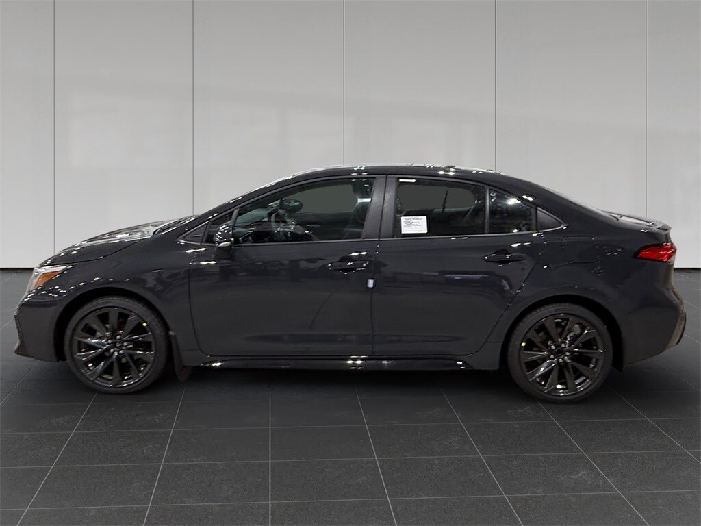 2026 Toyota Corolla SE photo 2