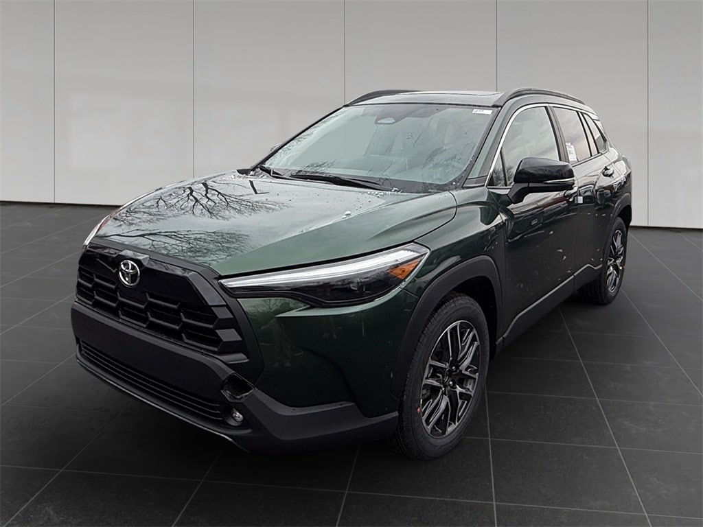 2026 Toyota Corolla Cross XLE's photo