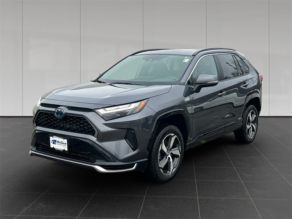 2024 Toyota RAV4 SE