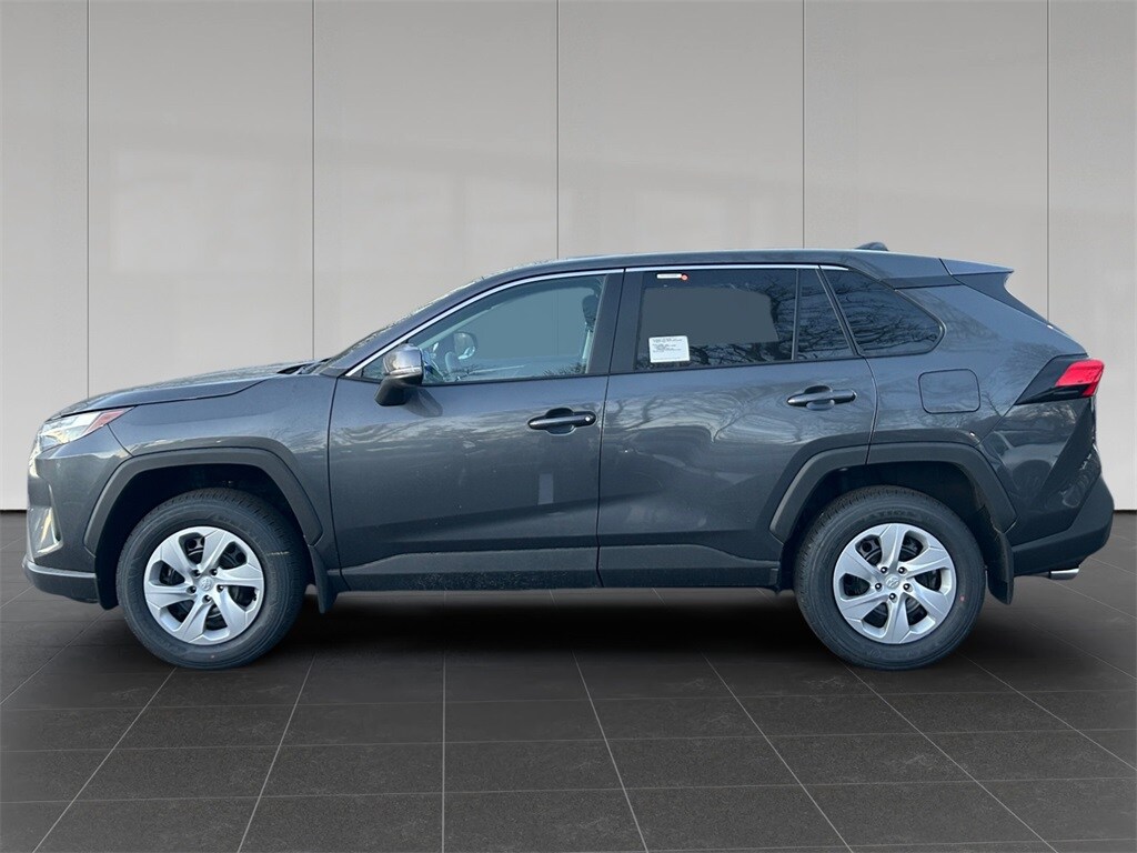 2025 Toyota RAV4 LE photo 2