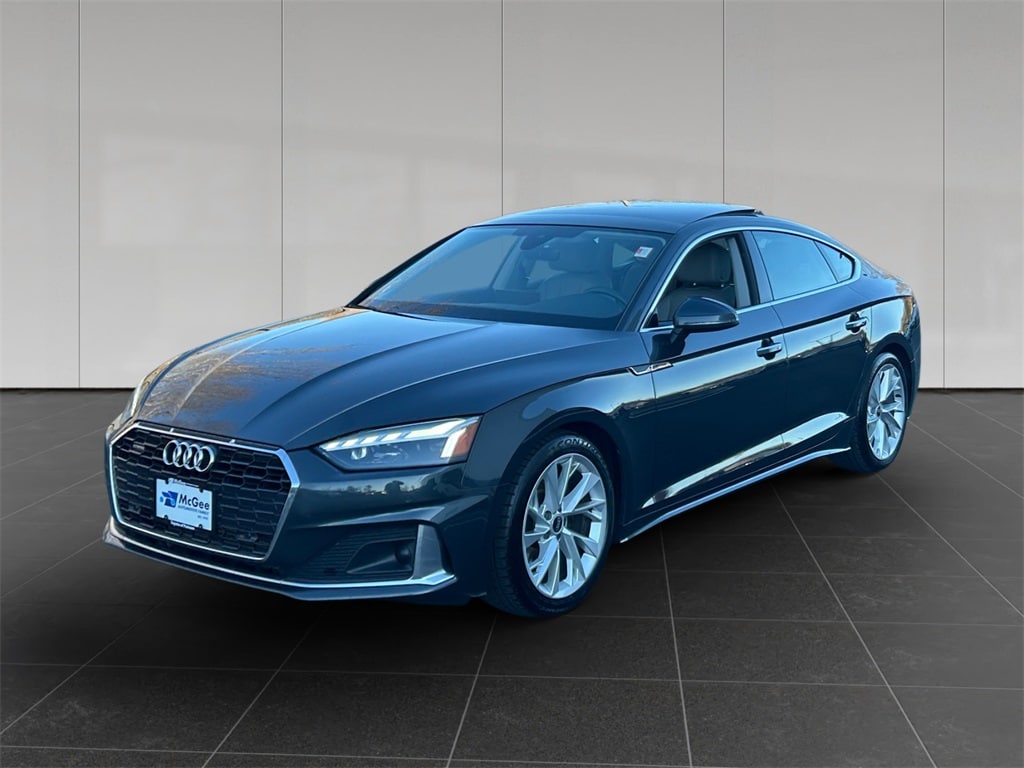 2023 Audi A5 Sportback Premium's photo