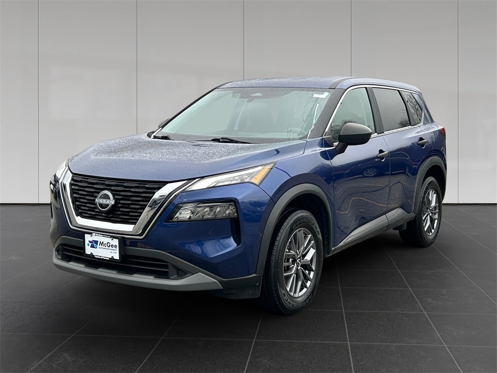 2023 Nissan Rogue S's photo
