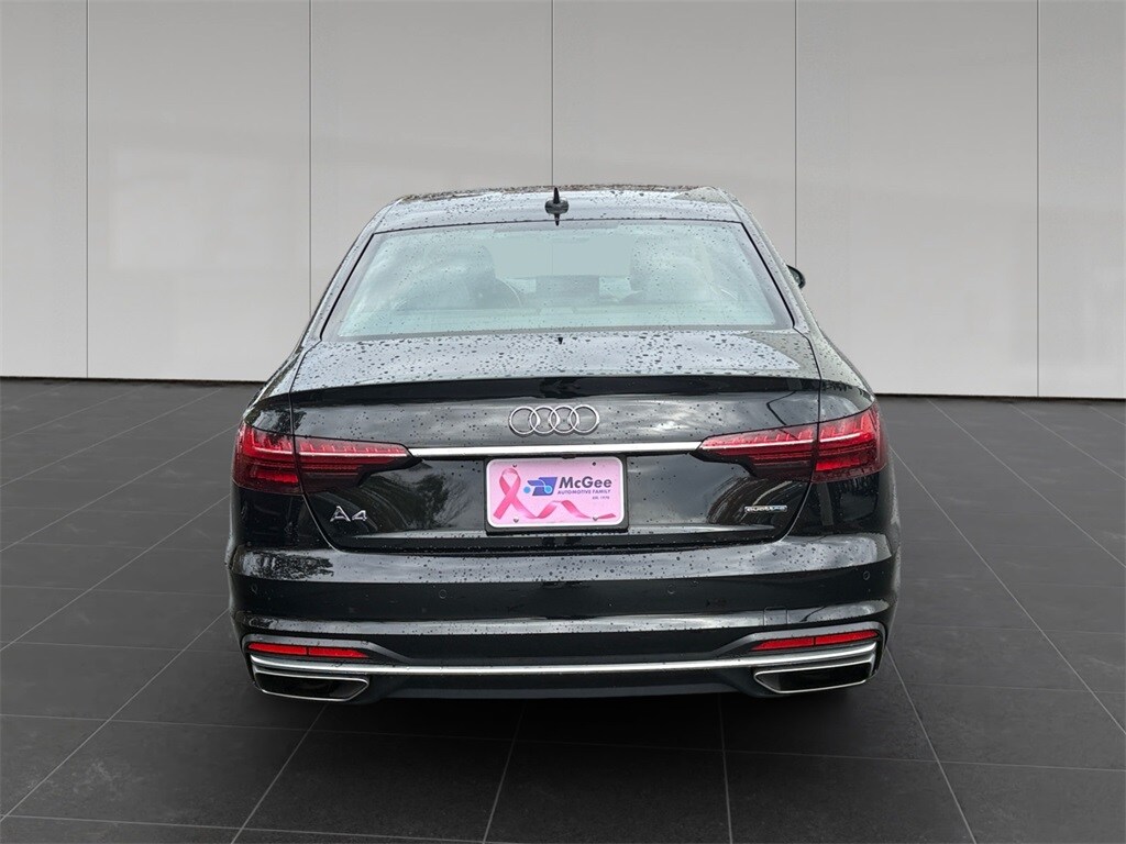 2024 Audi A4 45 S line Premium photo 4