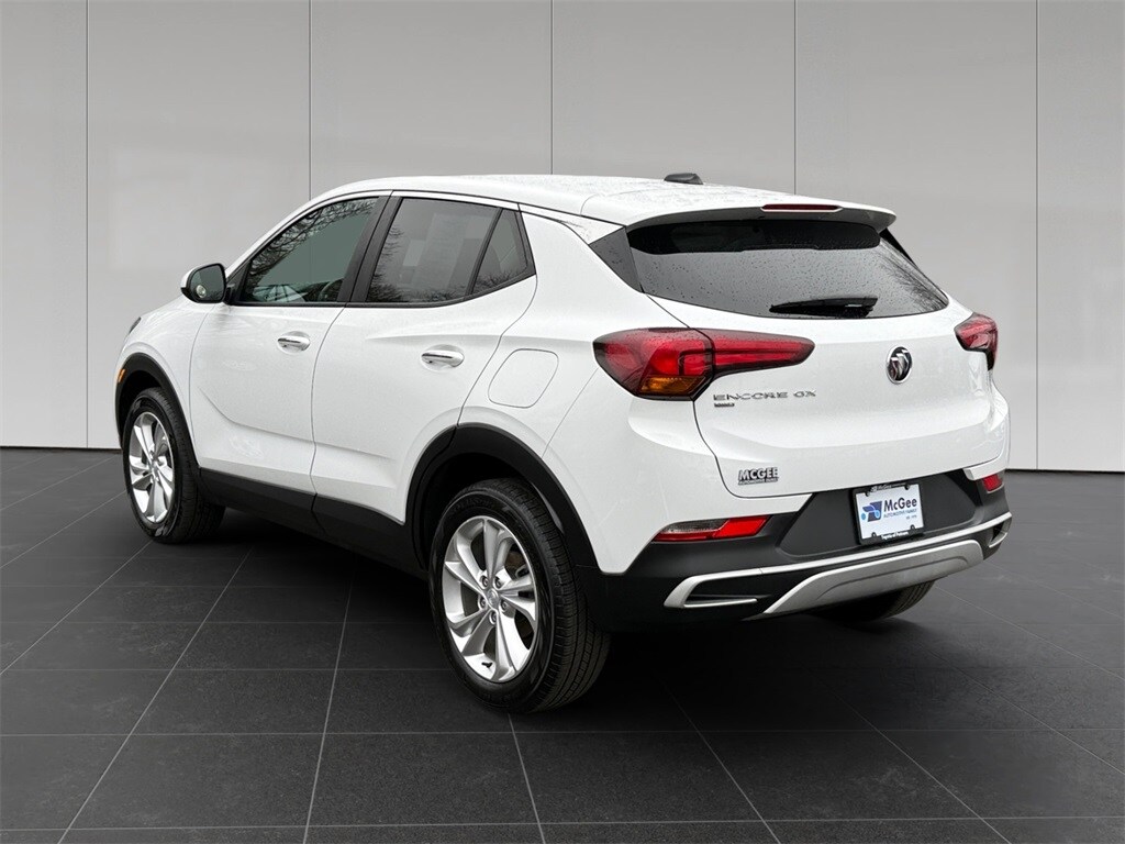 2022 Buick Encore GX Preferred photo 3