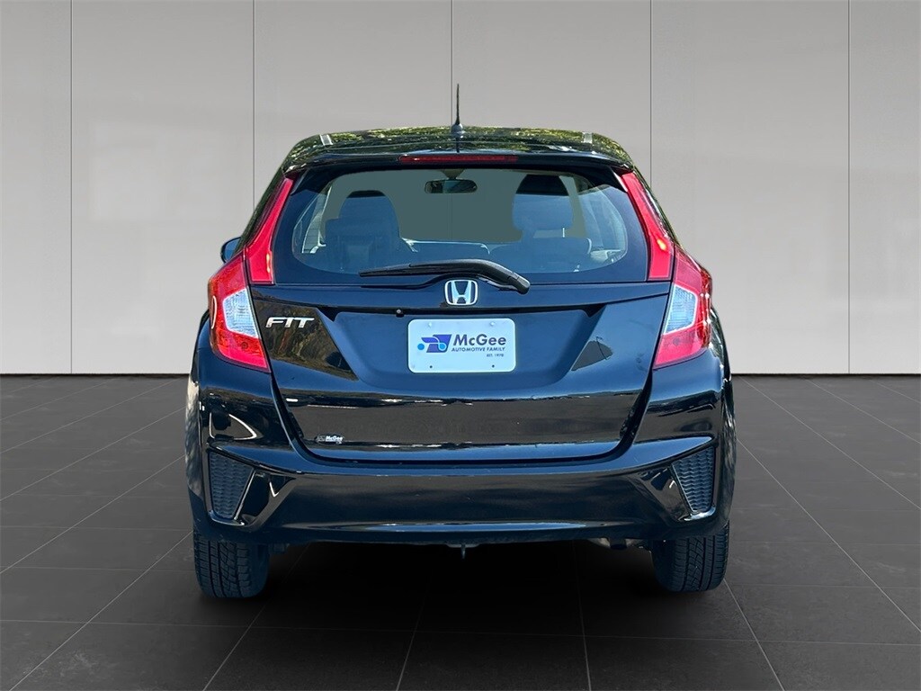 2017 Honda Fit LX photo 4