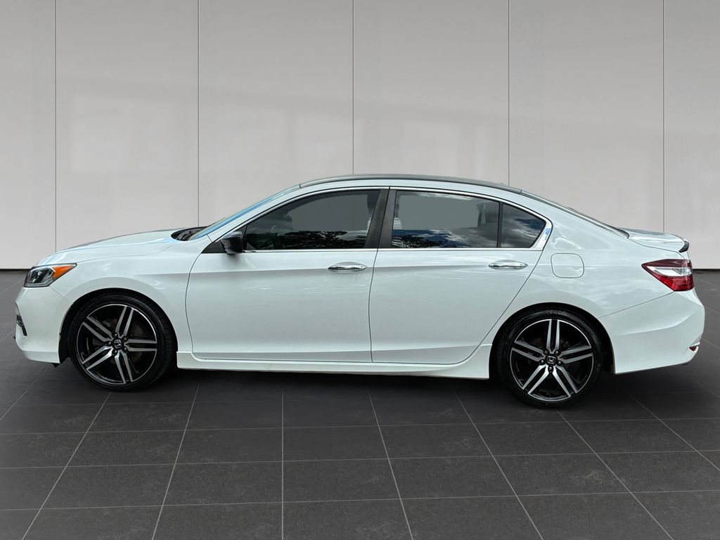 Used 2016 Honda Accord Sport with VIN 1HGCR2F59GA019606 for sale in Putnam, CT