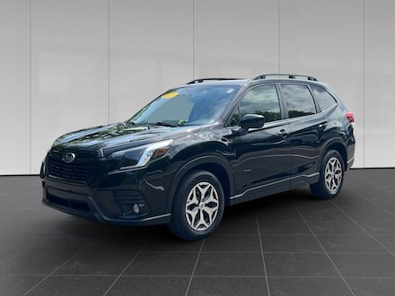 2023 Subaru Forester Premium SUV