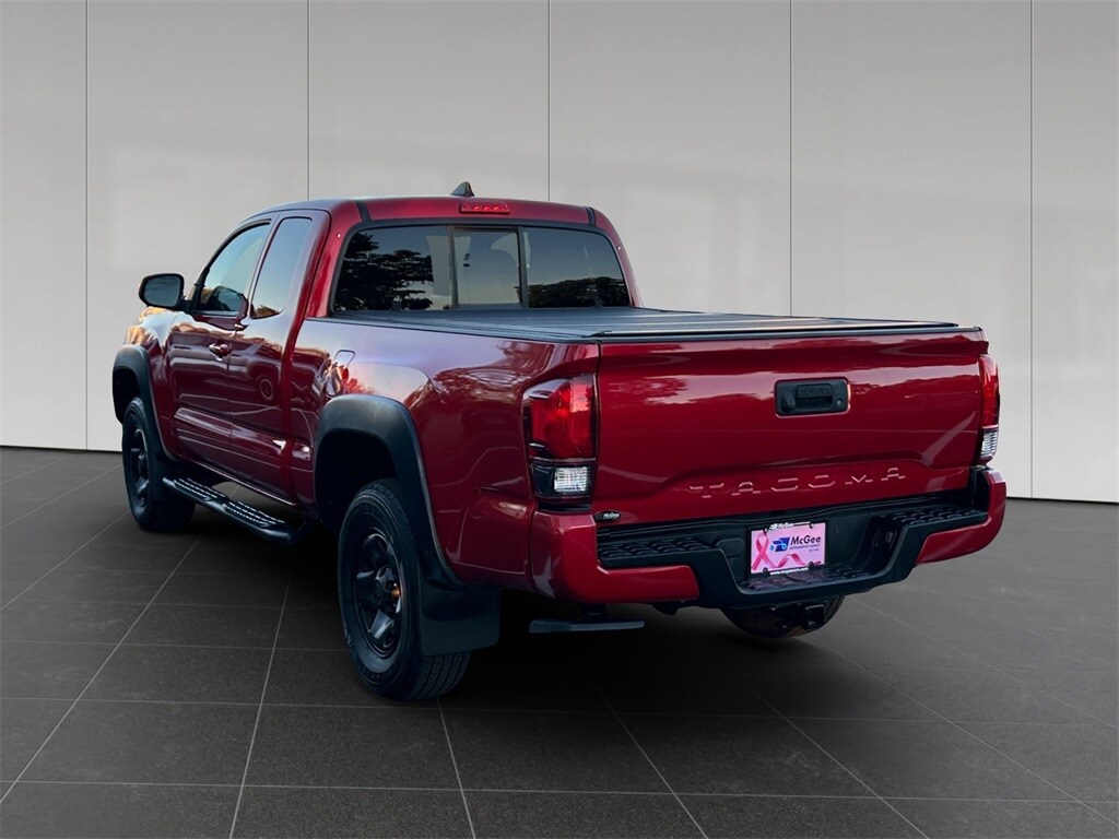 2022 Toyota Tacoma SR photo 3