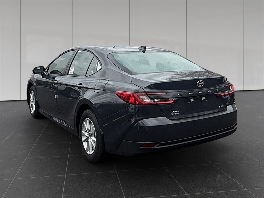 2026 Toyota Camry LE photo 3