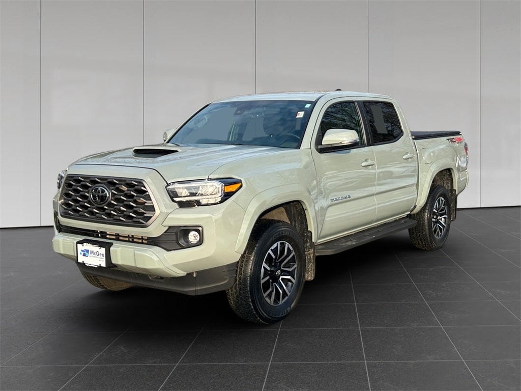 2023 Toyota Tacoma TRD Sport's photo