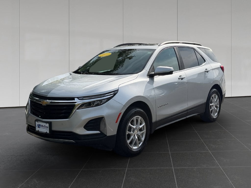Used 2022 Chevrolet Equinox LT with VIN 3GNAXUEV7NS102589 for sale in Putnam, CT
