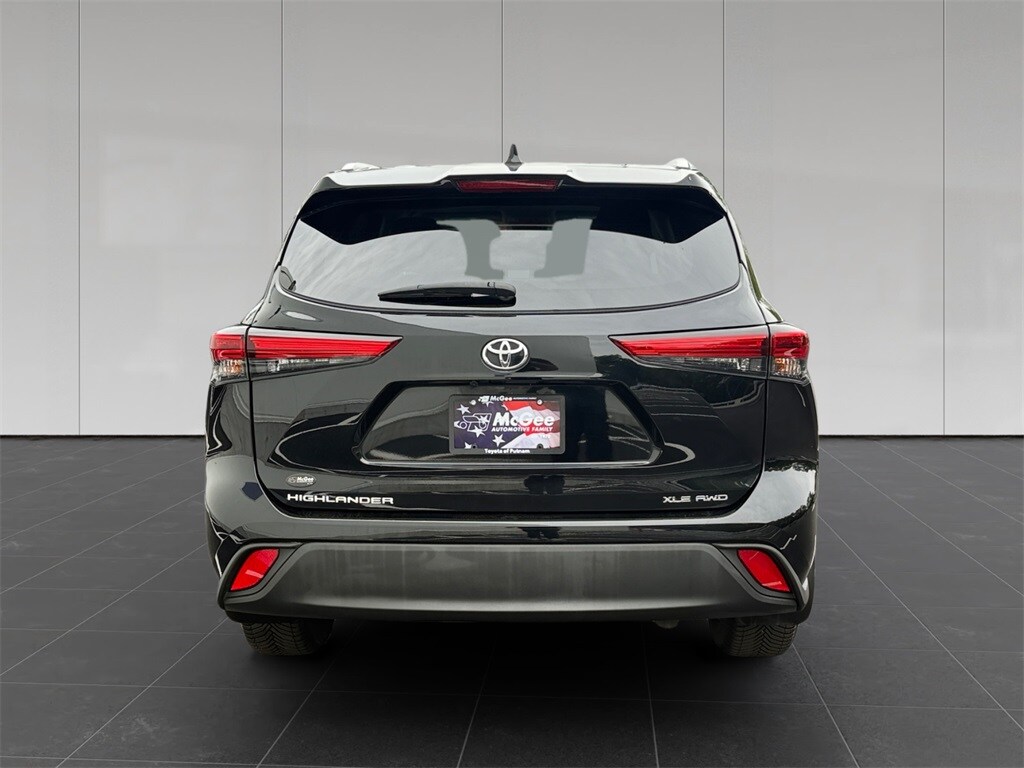 2022 Toyota Highlander XLE photo 4