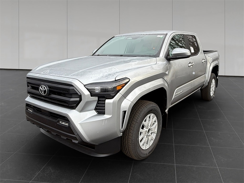 2025 Toyota Tacoma SR5's photo