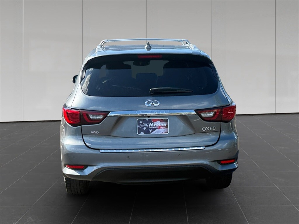 2020 Infiniti QX60 Luxe photo 4