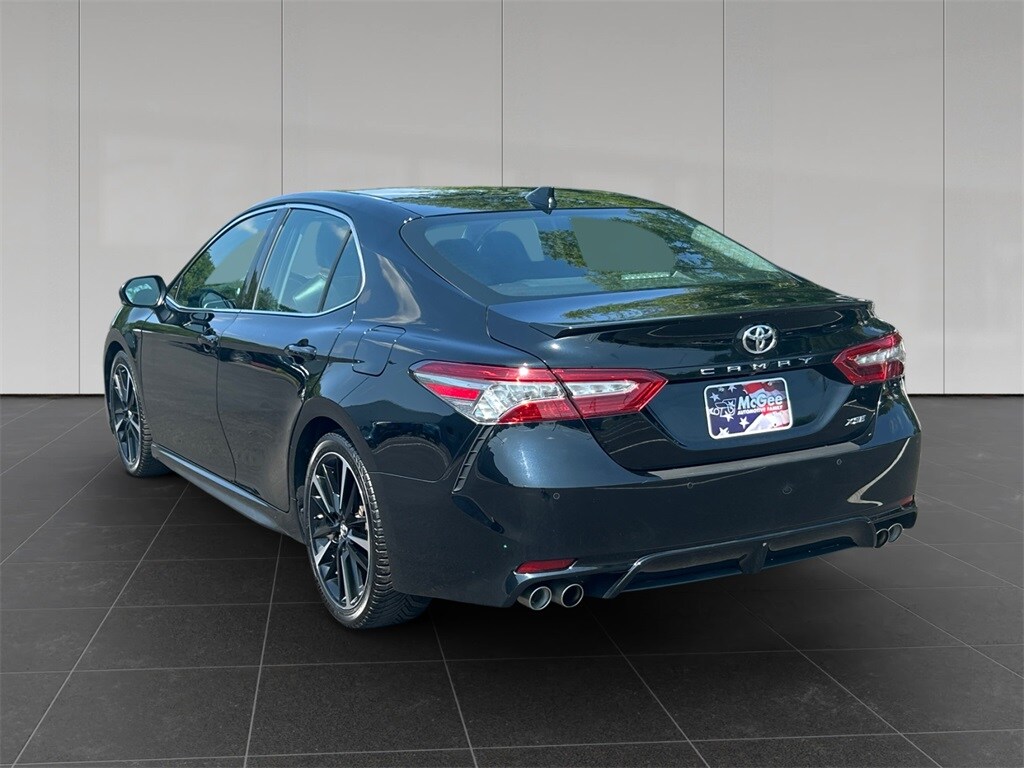 2018 Toyota Camry XSE V6 photo 3